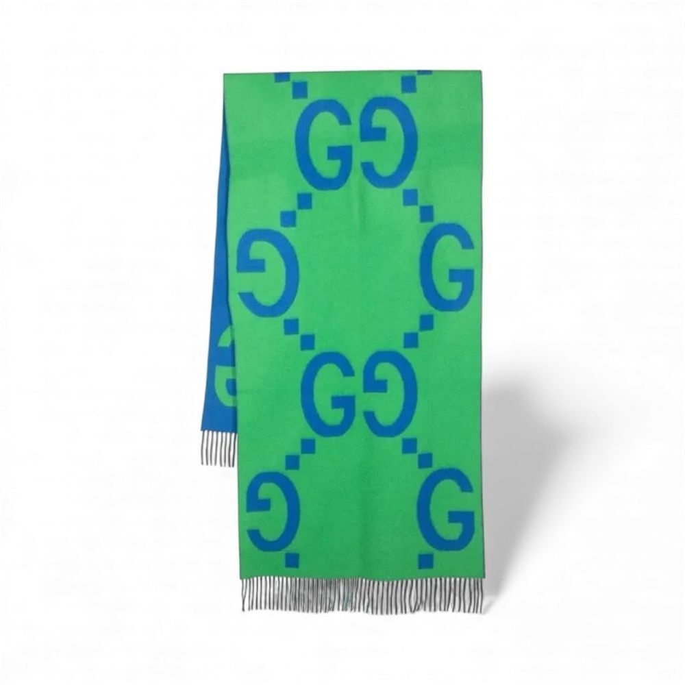 Gucci Printed Wool Scarf 🔴 - Picture 2 of 10